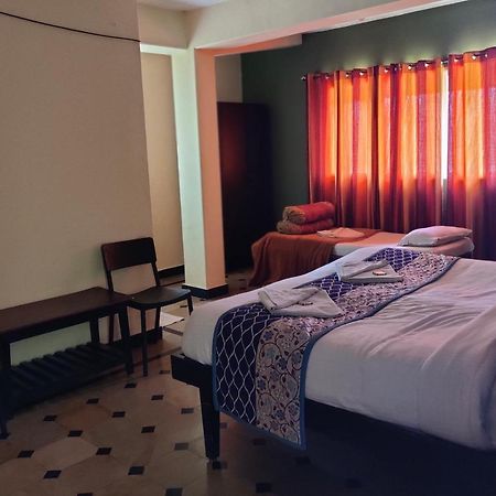 Hotel Caveri Comfort Inn Madikeri Eksteriør bilde