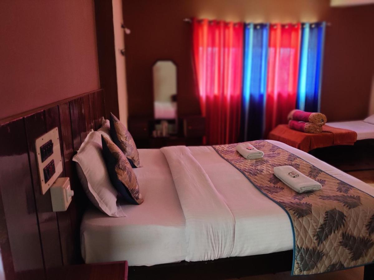 Hotel Caveri Comfort Inn Madikeri Eksteriør bilde