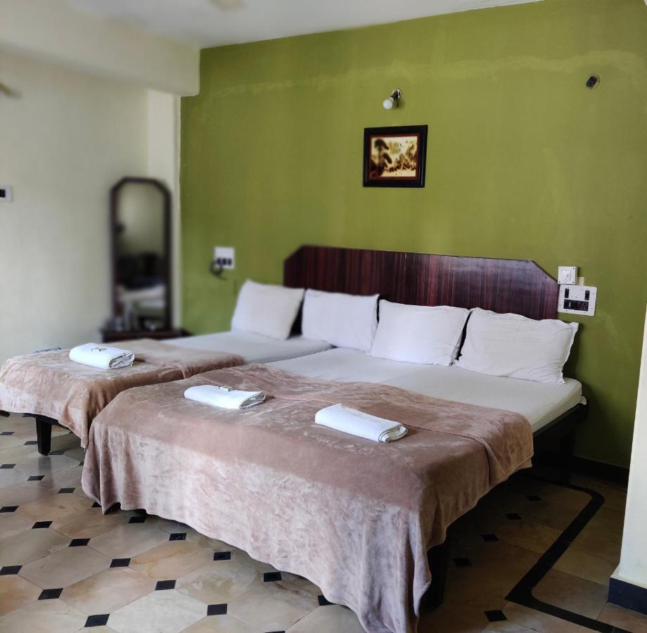Hotel Caveri Comfort Inn Madikeri Eksteriør bilde