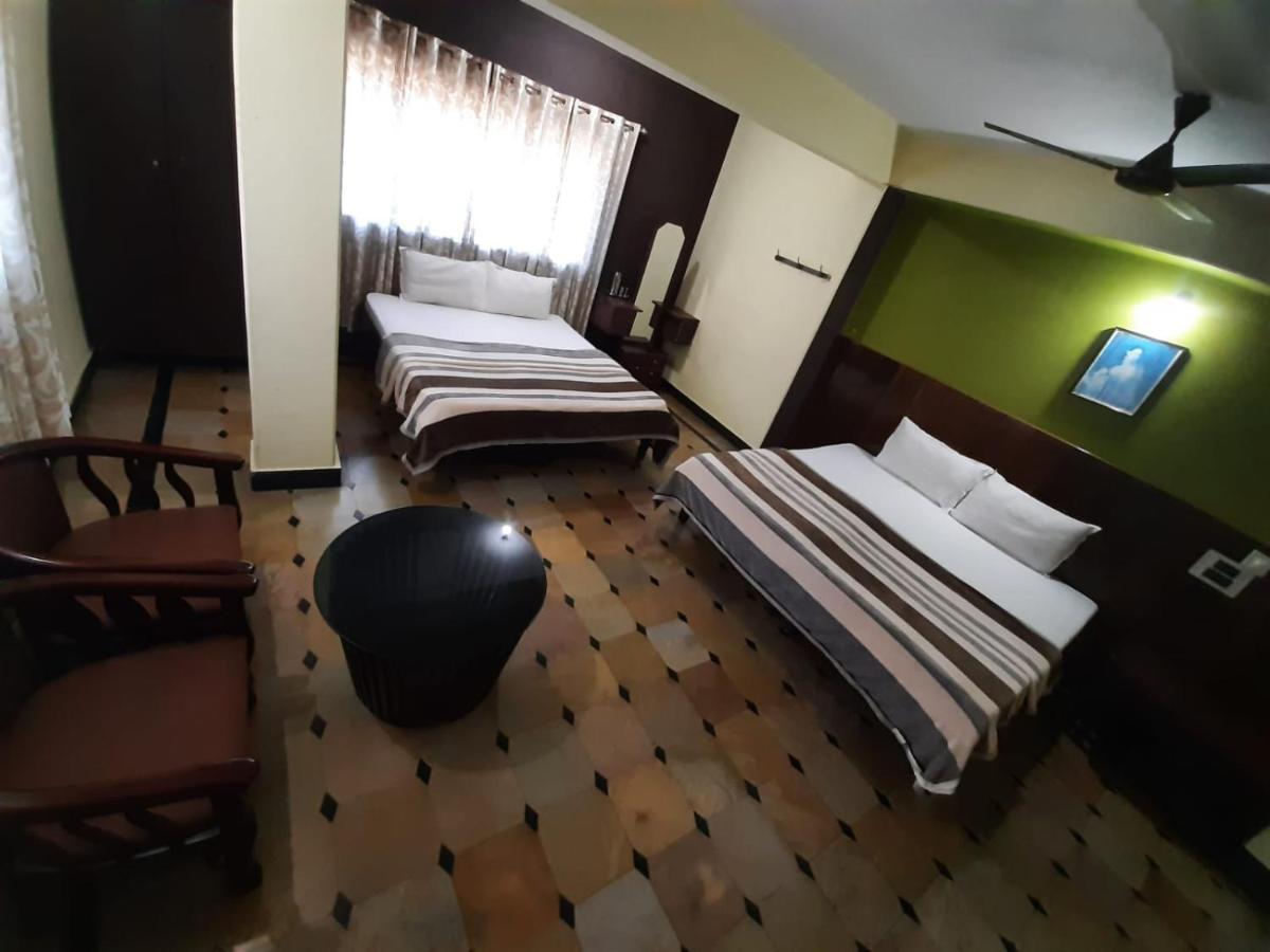 Hotel Caveri Comfort Inn Madikeri Eksteriør bilde