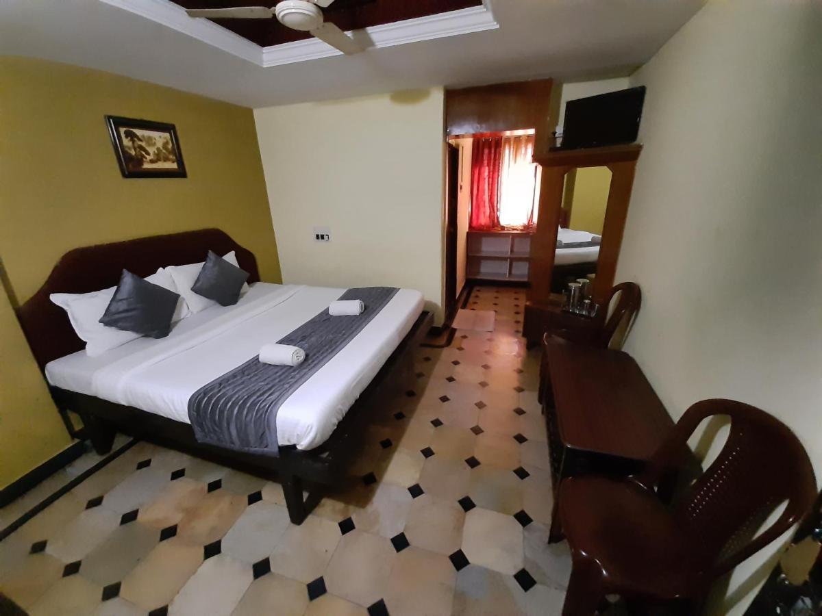 Hotel Caveri Comfort Inn Madikeri Eksteriør bilde